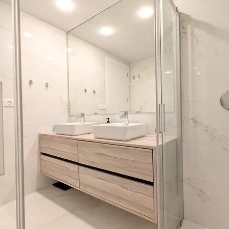 Apartment Sea View *